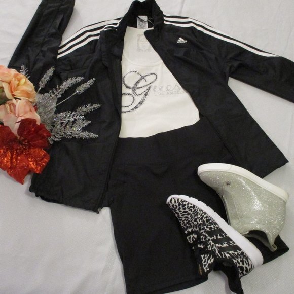 🌹 ADIDAS MARATHON 3-STRIPES JACKET – SIZE M - NWT 🌹 - Picture 3 of 16